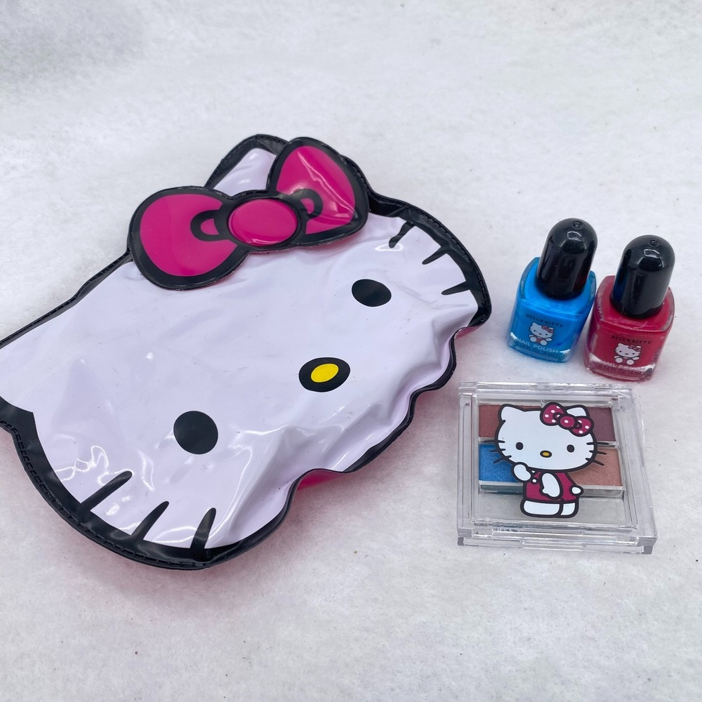 Vtg Sanrio Hello Kitty Cosmetic Makeup Bag Set Nail Polish Eyeshadow Pink
